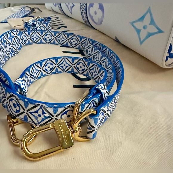 Limited Edition Louis Vuitton By the Pool Keepall 50 NEW - Picture 5 of 12